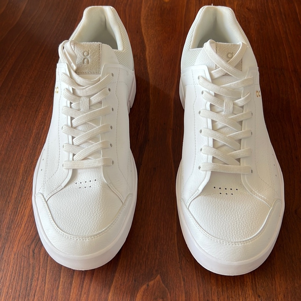 On Running Tennis Shoes Mens size 11.5